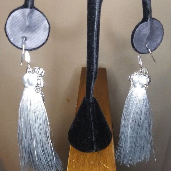 Long Grey Tassel Earrings Rhinestones Silvertone Glam Glitsy Event Party Boho - Picture 3 of 5